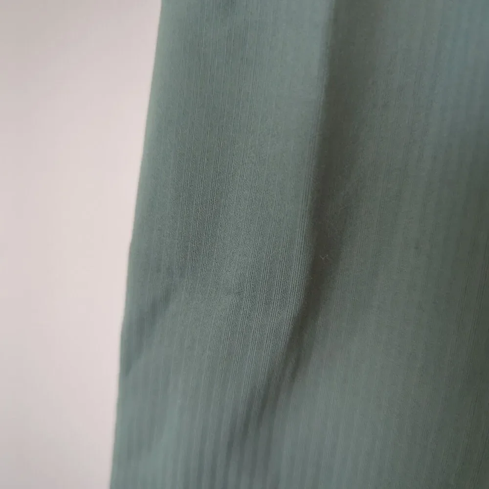 Lululemon Wunder Under Sage Green Ribbed  Size 0 Leggings Workout Fitness